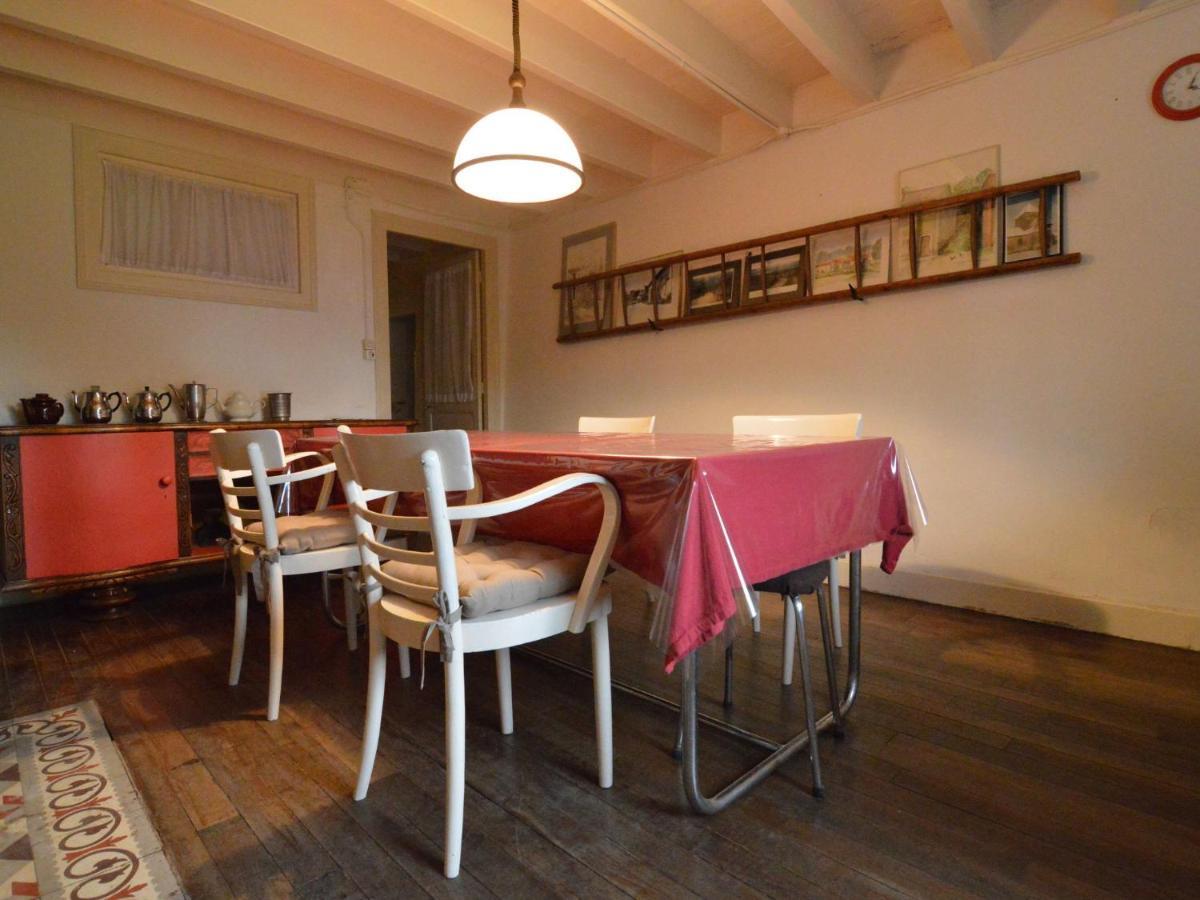 Spacious Holiday Home Near The Forest Barricourt Εξωτερικό φωτογραφία